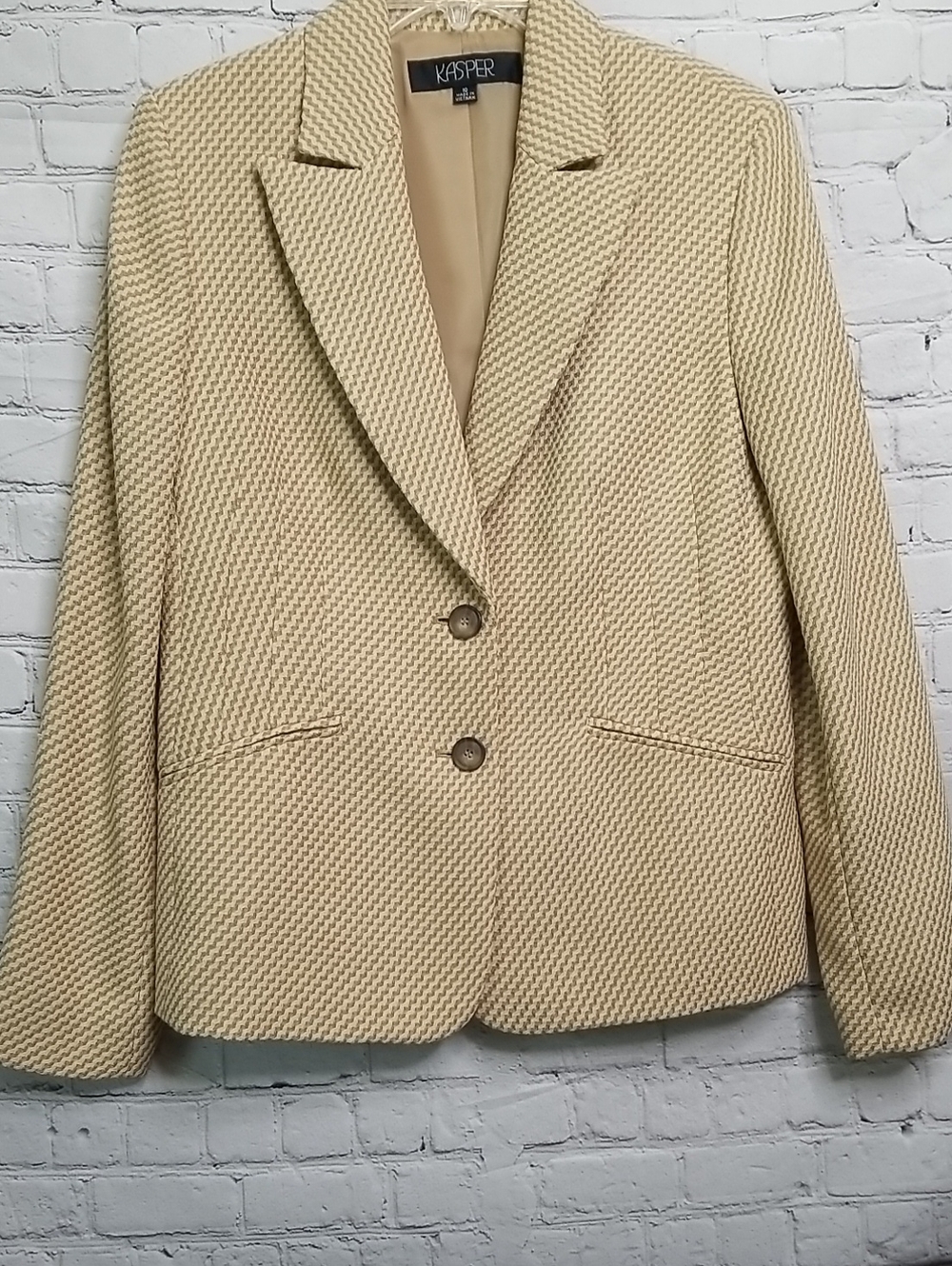 KASPER vintage womens jacket fully lined size 10 gold/white color GUC